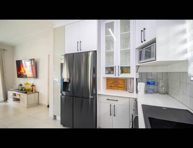 3 BEDROOM TOWNHOUSE FOR SALE IN BRENTWOOD